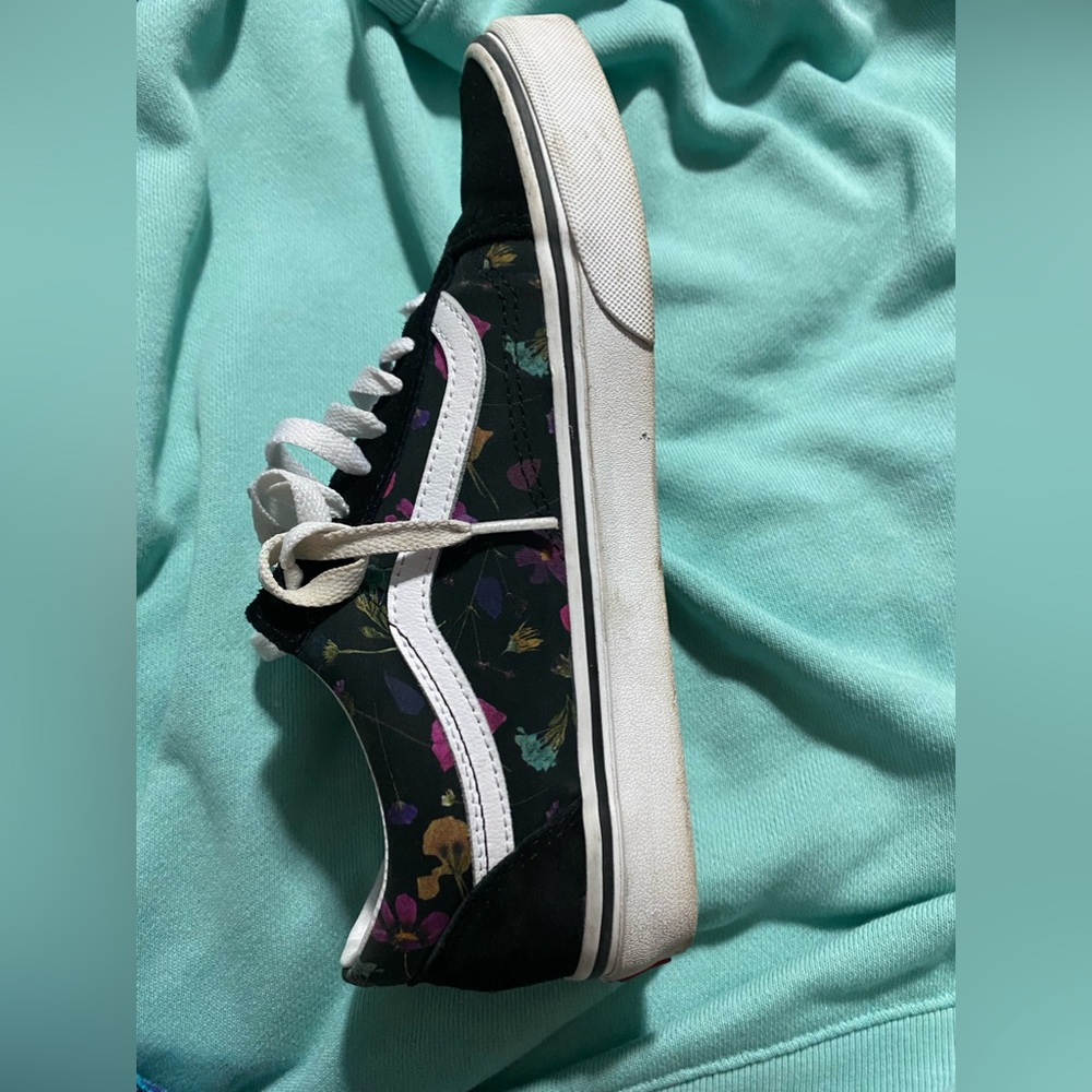 Women’s size 8 1/2 Vans